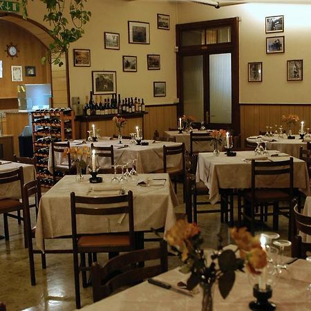 Albergo Vecchia メナッジョ エクステリア 写真